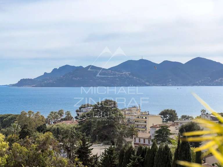 Apartment with Sea view Cannes - 2 bedrooms - 90m²