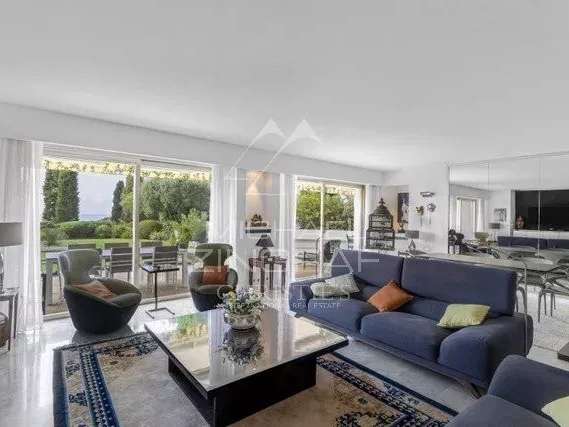 Apartment with Sea view Cannes - 3 bedrooms - 170m²