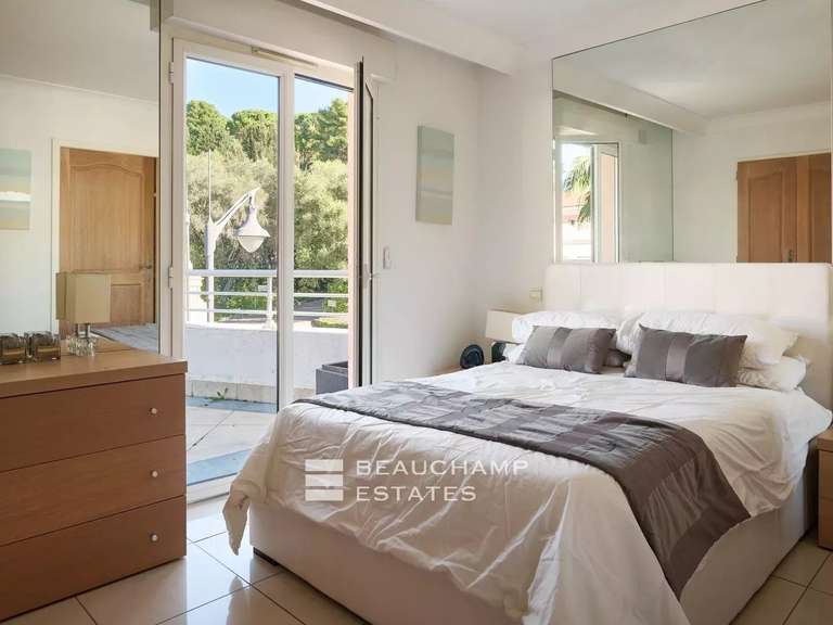 Apartment with Sea view Cannes - 2 bedrooms - 65m²