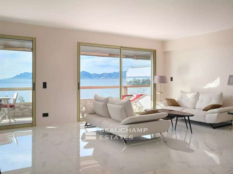 Apartment with Sea view Cannes - 2 bedrooms - 90m²