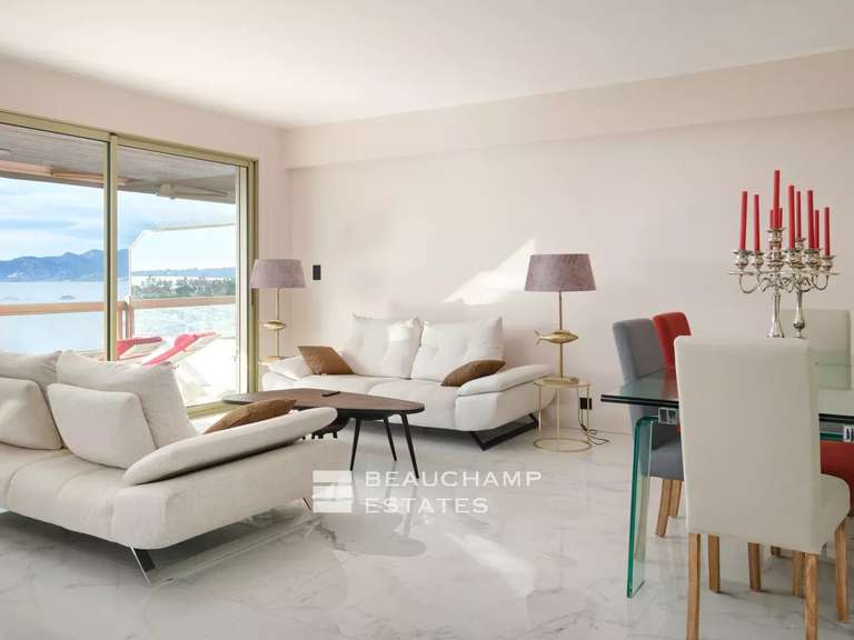 Apartment with Sea view Cannes - 2 bedrooms - 90m²