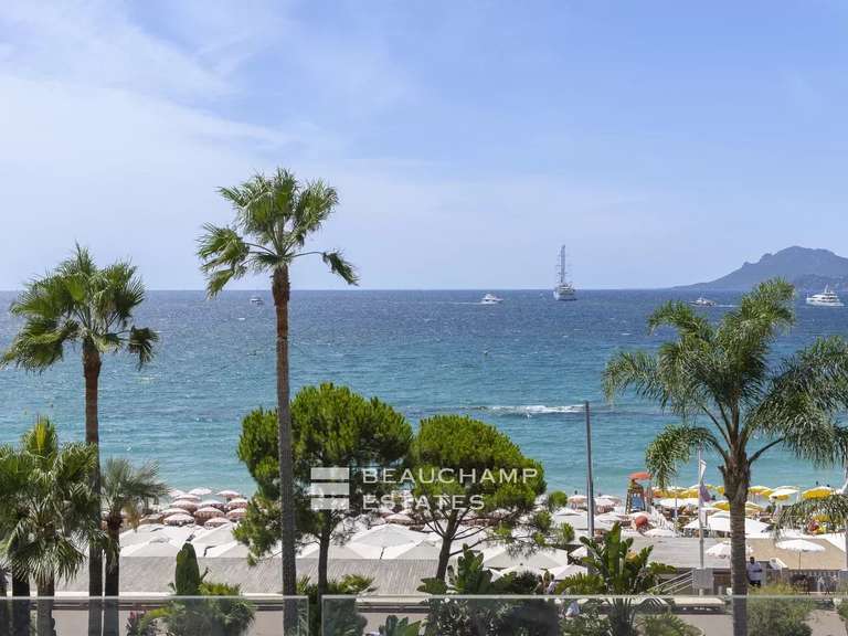 Apartment with Sea view Cannes - 3 bedrooms - 149m²