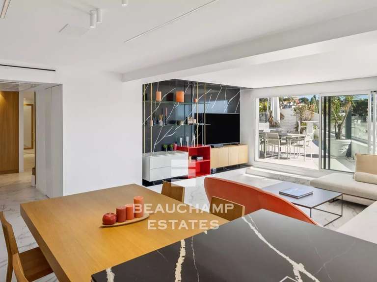 Apartment with Sea view Cannes - 5 bedrooms - 175m²