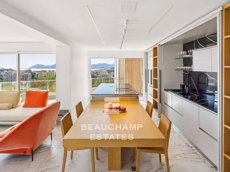 Apartment with Sea view Cannes - 5 bedrooms - 175m²