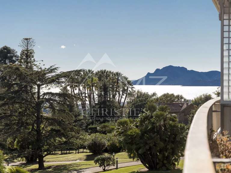 Apartment with Sea view Cannes - 3 bedrooms - 104m²