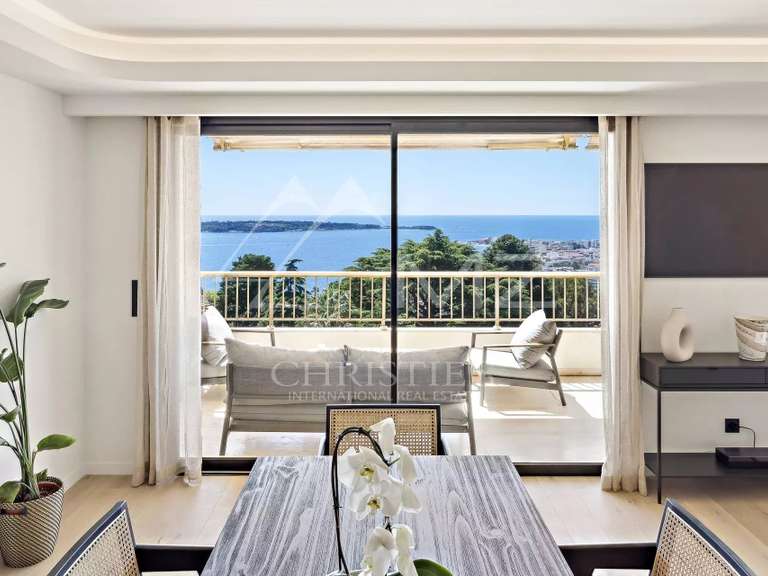 Apartment with Sea view Cannes - 2 bedrooms - 114m²