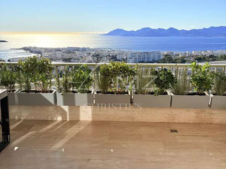 Apartment with Sea view Cannes - 3 bedrooms - 169m²