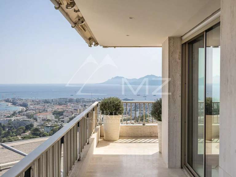 Apartment with Sea view Cannes - 3 bedrooms - 169m²