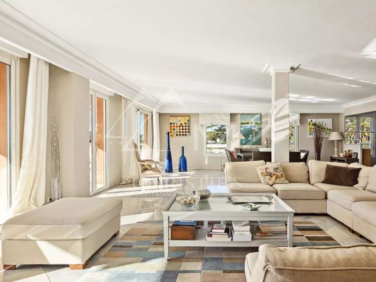 Apartment with Sea view Cannes - 4 bedrooms - 178m²