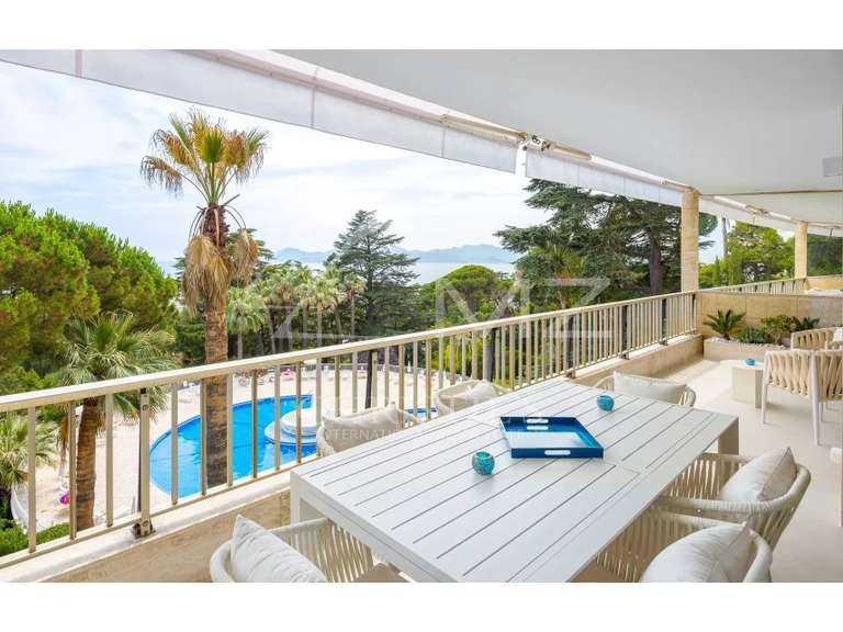 Apartment with Sea view Cannes - 2 bedrooms - 122m²