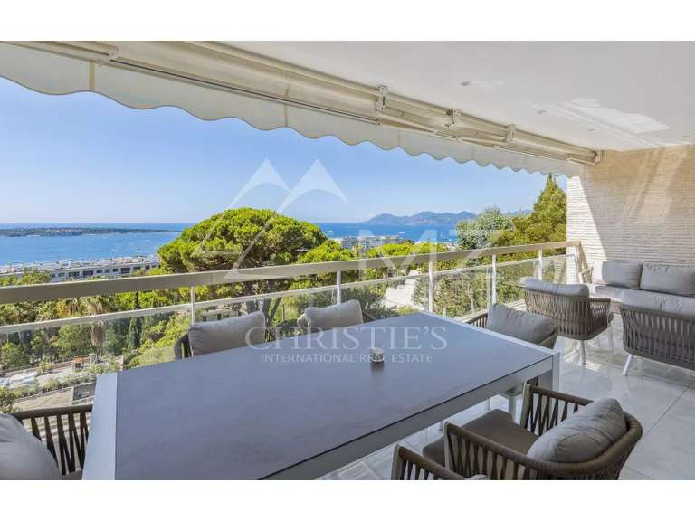 Apartment with Sea view Cannes - 2 bedrooms - 84m²