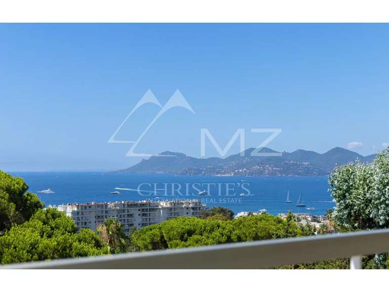 Apartment with Sea view Cannes - 2 bedrooms - 84m²