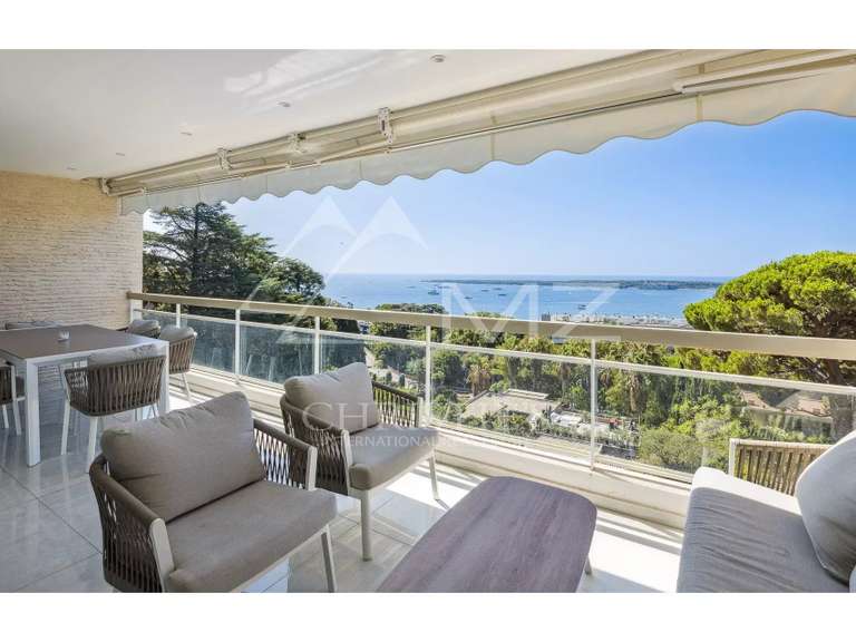 Apartment with Sea view Cannes - 2 bedrooms - 84m²