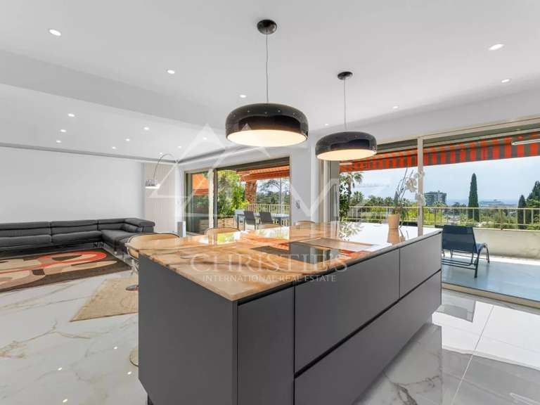 Apartment with Sea view Cannes - 3 bedrooms - 127m²
