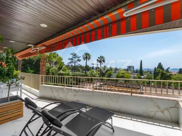 Apartment with Sea view Cannes - 3 bedrooms - 127m²