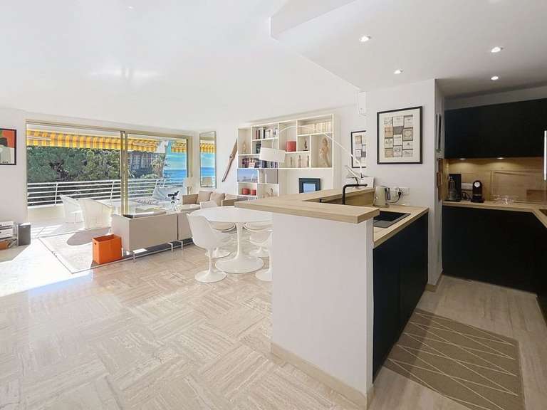 Apartment with Sea view Cannes - 78m²