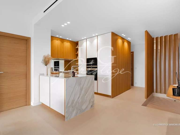 Apartment with Sea view Cannes - 4 bedrooms - 110m²