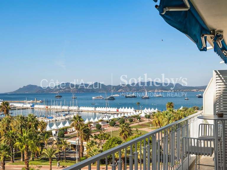 Apartment with Sea view Cannes - 3 bedrooms - 100m²