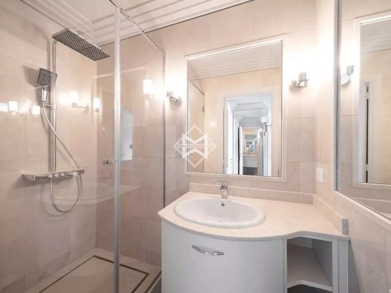 Apartment with Sea view Cannes - 2 bedrooms - 97m²