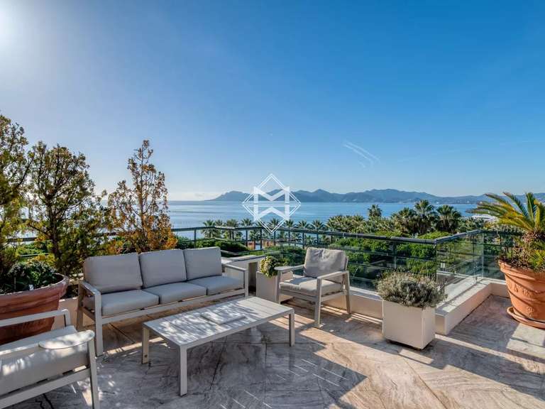 Apartment with Sea view Cannes - 4 bedrooms - 159m²