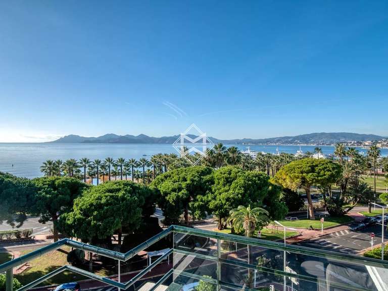Apartment with Sea view Cannes - 4 bedrooms - 159m²