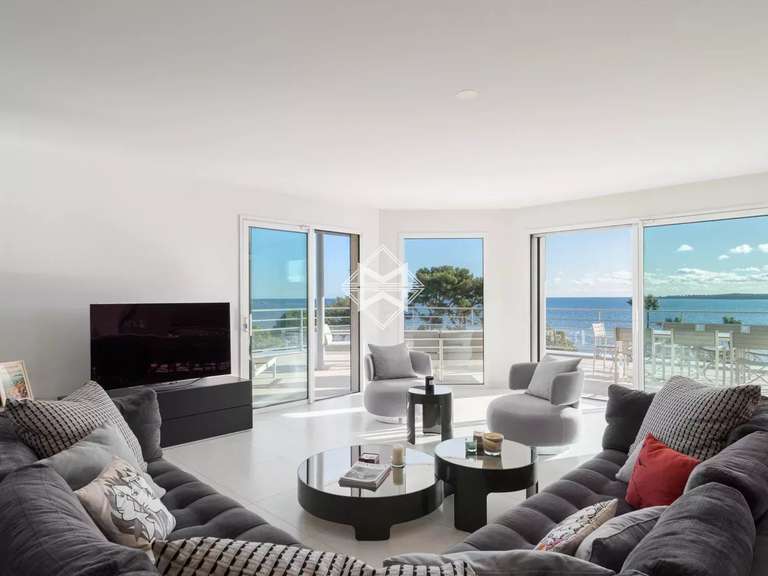 Apartment with Sea view Cannes - 3 bedrooms - 145m²