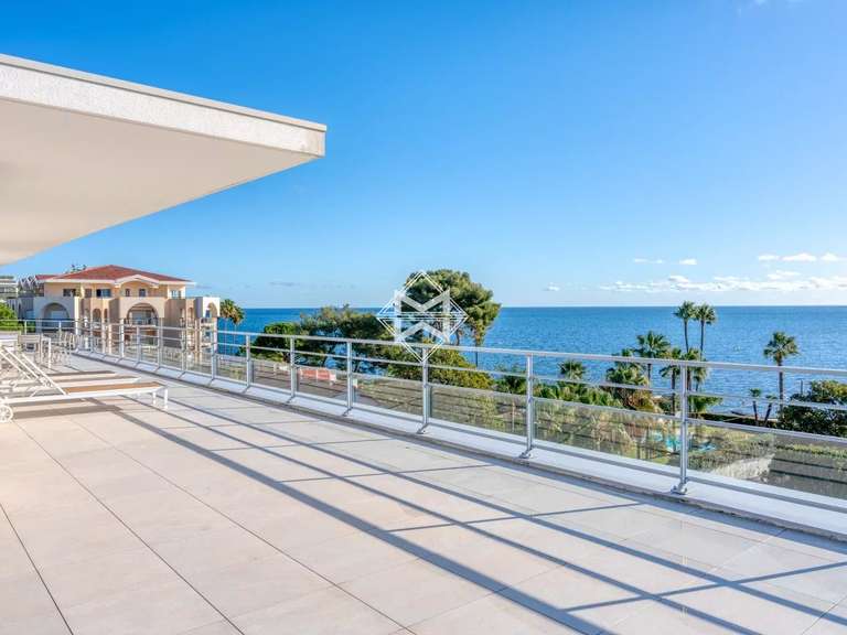 Apartment with Sea view Cannes - 3 bedrooms - 145m²