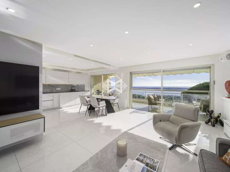 Apartment with Sea view Cannes - 2 bedrooms - 88m²