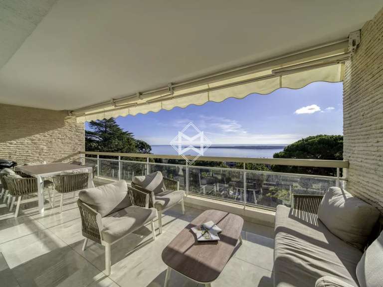 Apartment with Sea view Cannes - 2 bedrooms - 88m²