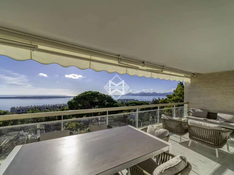 Apartment with Sea view Cannes - 2 bedrooms - 88m²