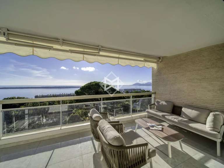 Apartment with Sea view Cannes - 2 bedrooms - 88m²