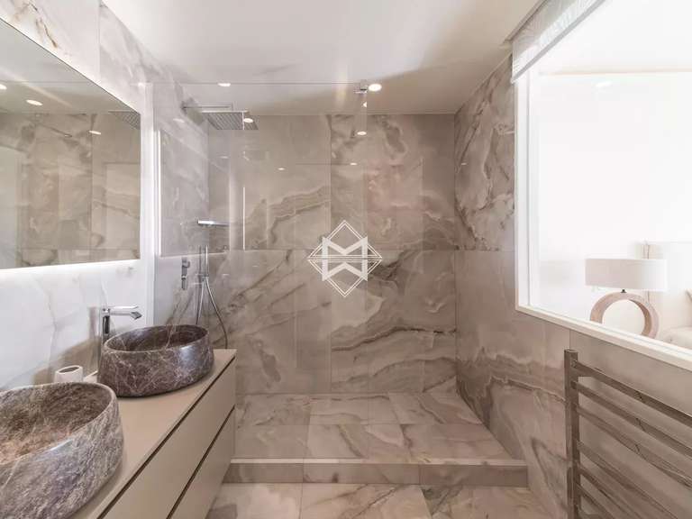 Appartement avec Vue sur mer Cannes - 3 chambres - 108m²