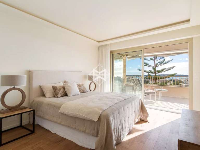 Appartement avec Vue sur mer Cannes - 3 chambres - 108m²