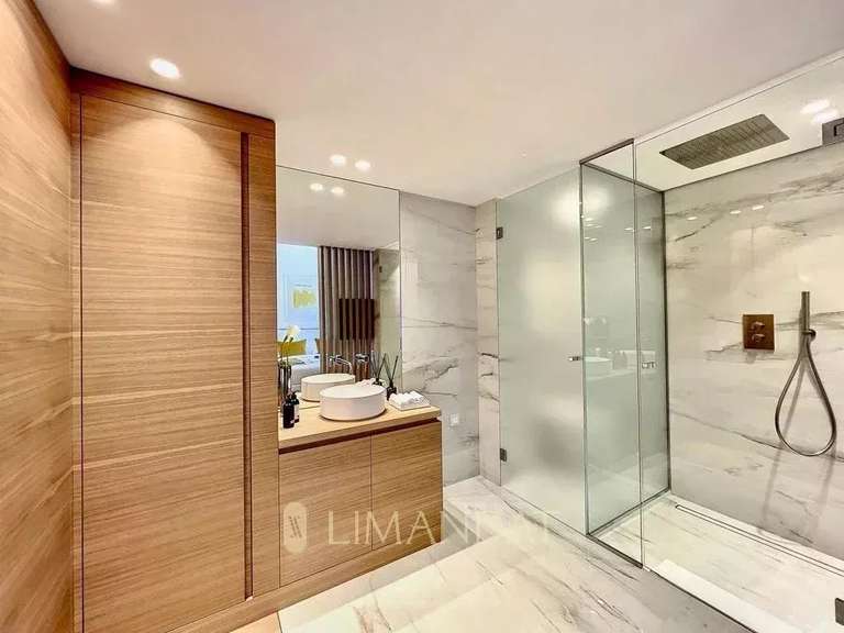 Apartment with Sea view Cannes - 3 bedrooms - 150m²