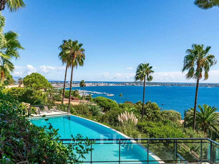 Apartment with Sea view Cannes - 2 bedrooms - 82m²