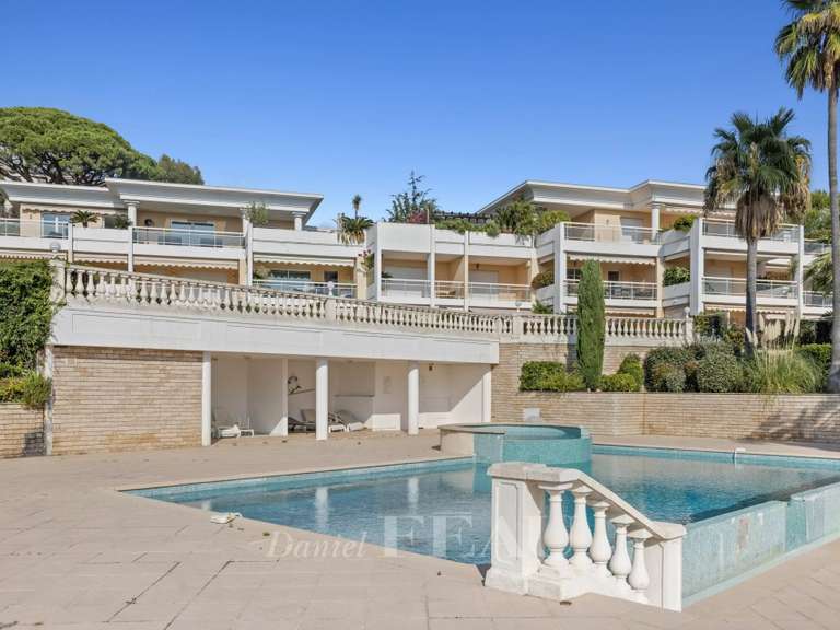 Apartment with Sea view Cannes - 2 bedrooms - 155m²