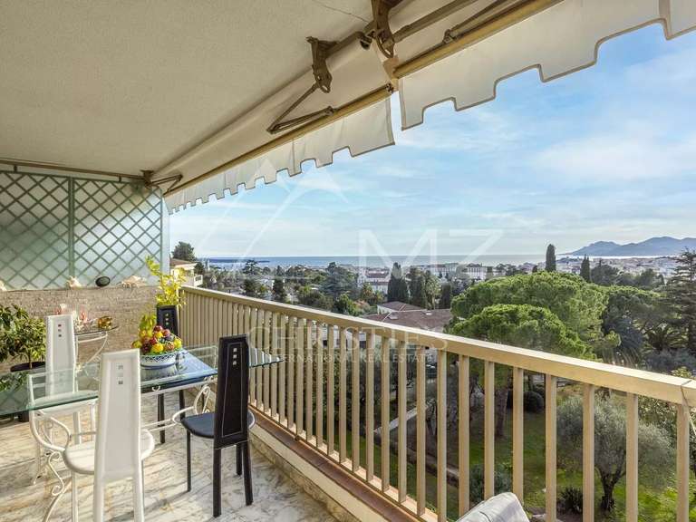 Apartment with Sea view Cannes - 2 bedrooms - 106m²