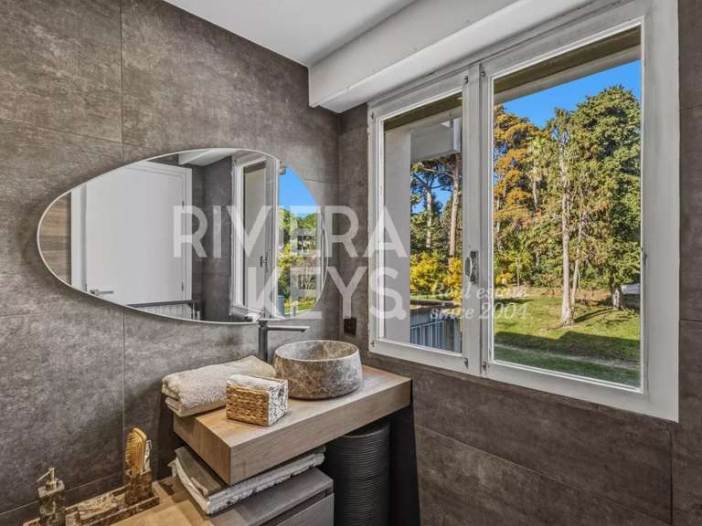 Apartment with Sea view Cannes - 2 bedrooms - 87m²