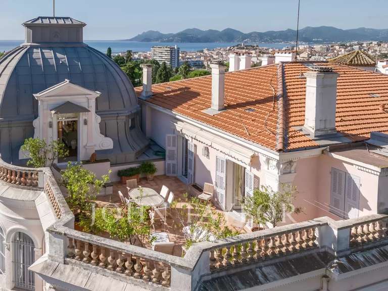 Apartment with Sea view Cannes - 305m²