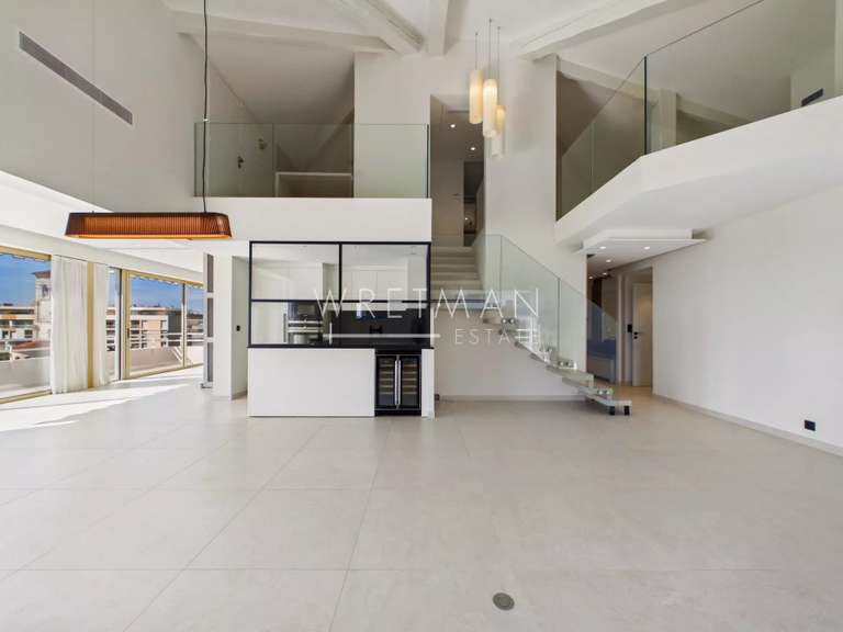 Apartment with Sea view Cannes - 3 bedrooms - 175m²