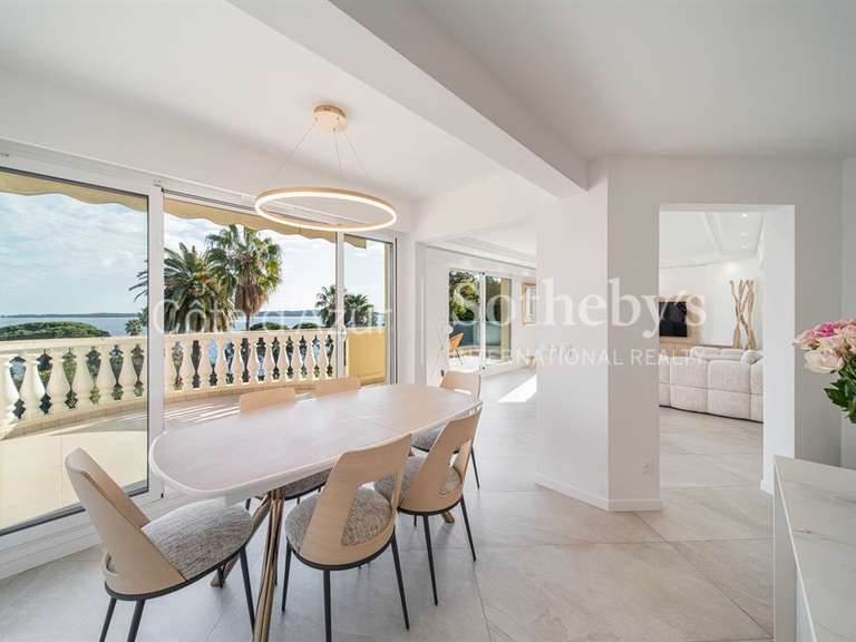 Apartment with Sea view Cannes - 5 bedrooms - 180m²