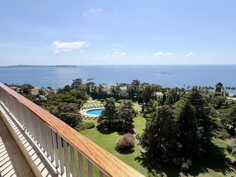 Apartment with Sea view Cannes - 3 bedrooms - 110m²