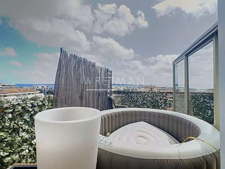 Apartment with Sea view Cannes - 2 bedrooms - 98m²