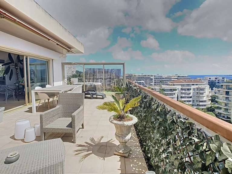 Apartment with Sea view Cannes - 2 bedrooms - 98m²