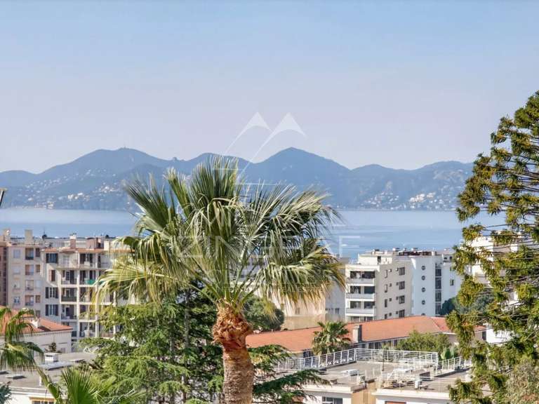 Apartment with Sea view Cannes - 2 bedrooms - 68m²