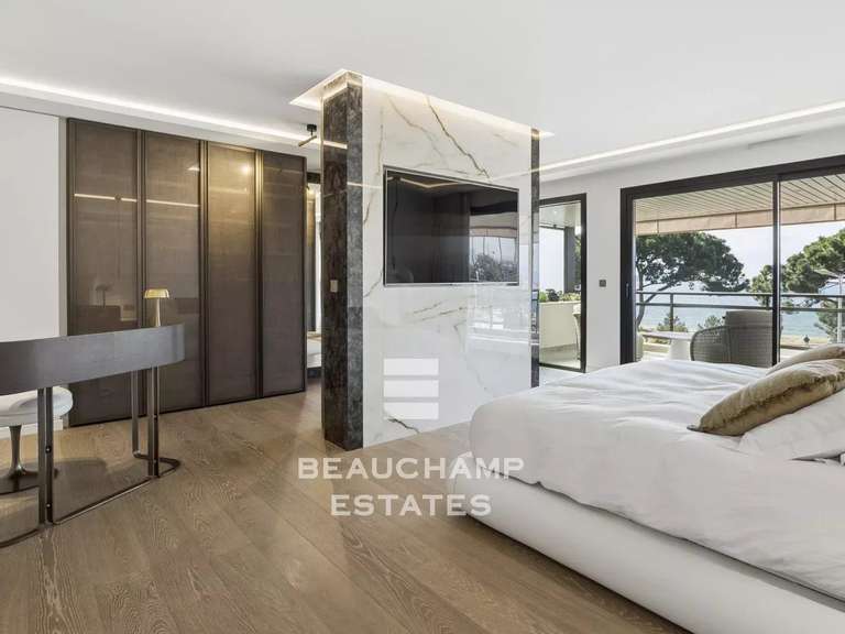 Apartment with Sea view Cannes - 5 bedrooms - 324m²