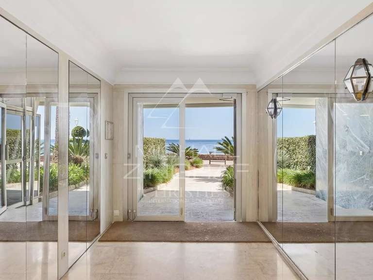 Apartment with Sea view Cannes - 2 bedrooms - 68m²