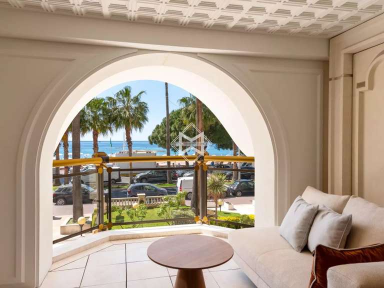 Apartment with Sea view Cannes - 2 bedrooms - 110m²