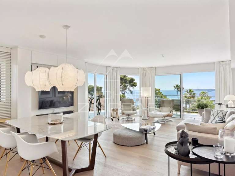 Apartment with Sea view Cannes - 2 bedrooms - 104m²