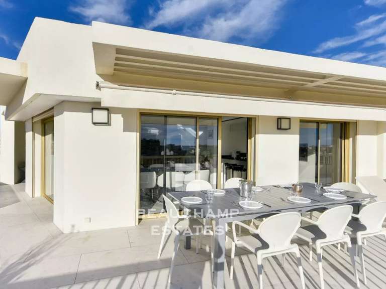 Apartment with Sea view Cannes - 4 bedrooms - 148m²